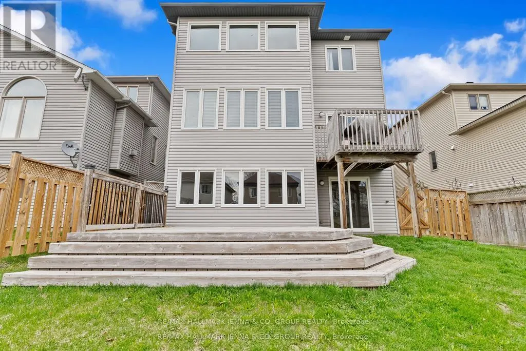 281 TOPAZE CRESCENT