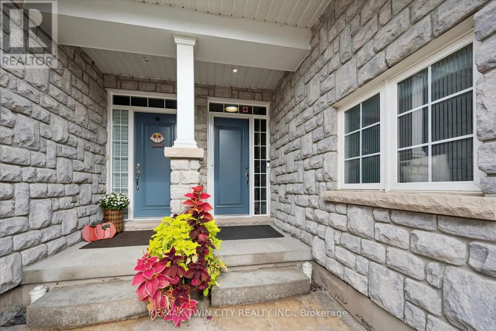9 - 276 SIMS ESTATE DRIVE