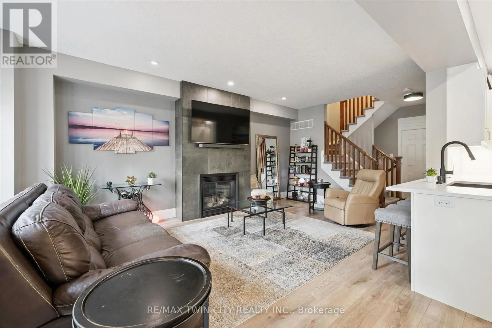 9 - 276 SIMS ESTATE DRIVE