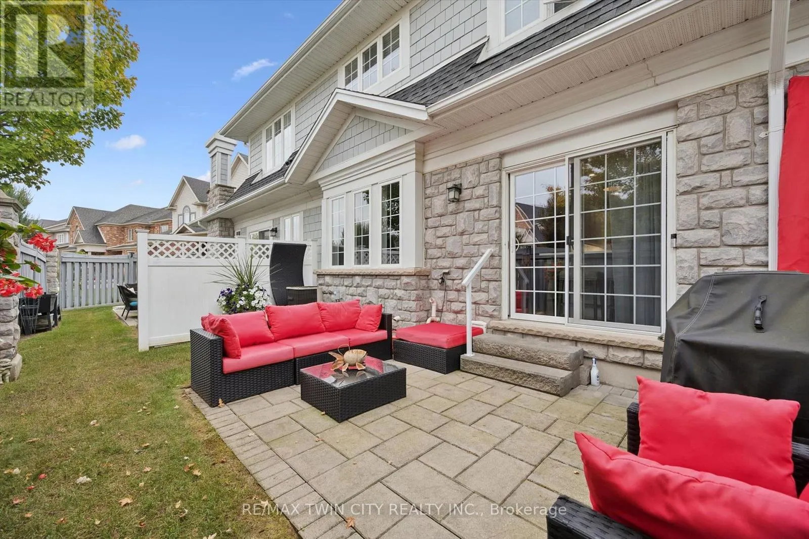 9 - 276 SIMS ESTATE DRIVE