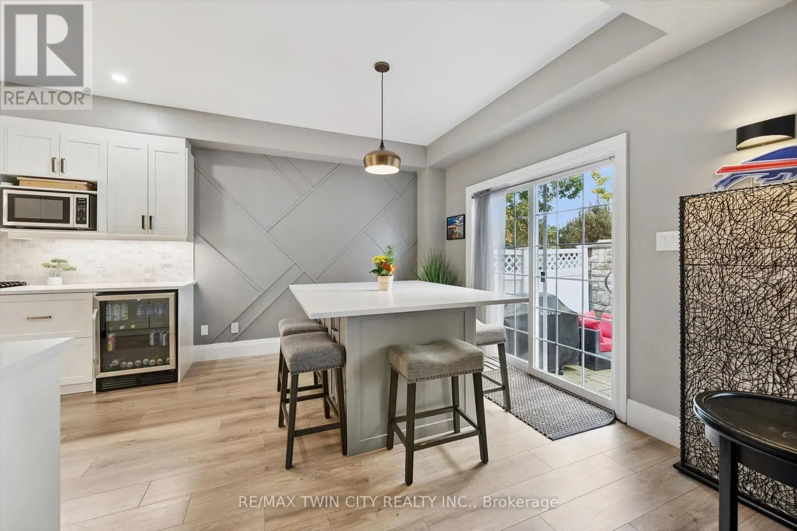 9 - 276 SIMS ESTATE DRIVE
