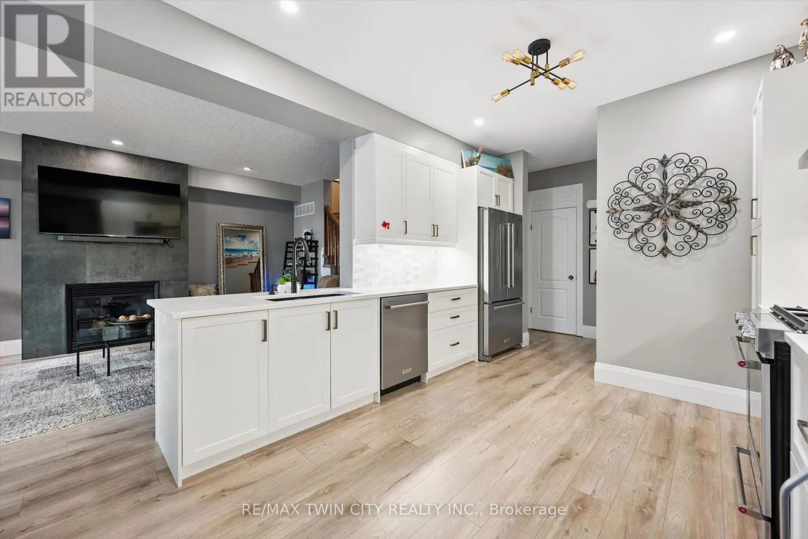 9 - 276 SIMS ESTATE DRIVE