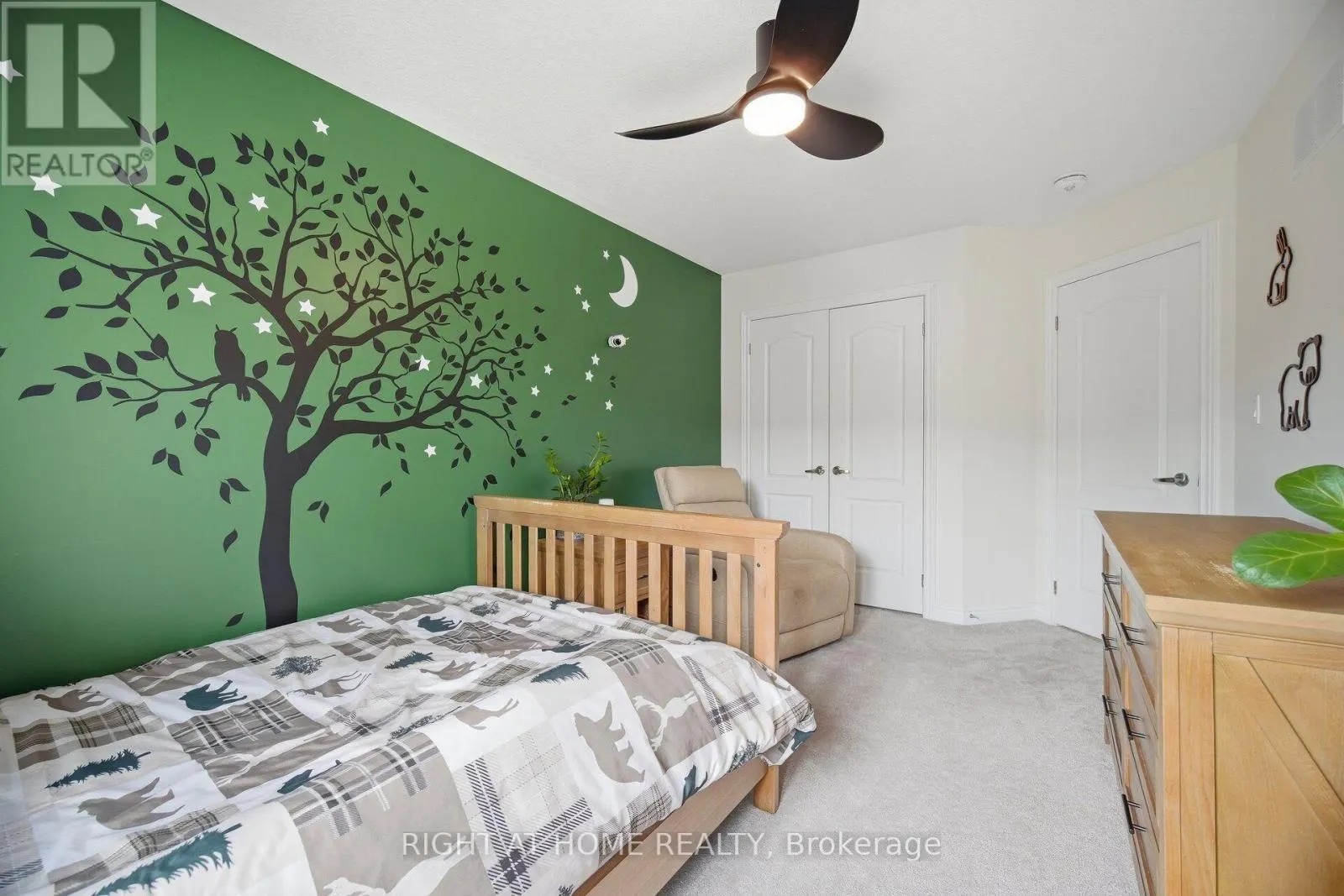 79 - 166 DEERPATH DRIVE