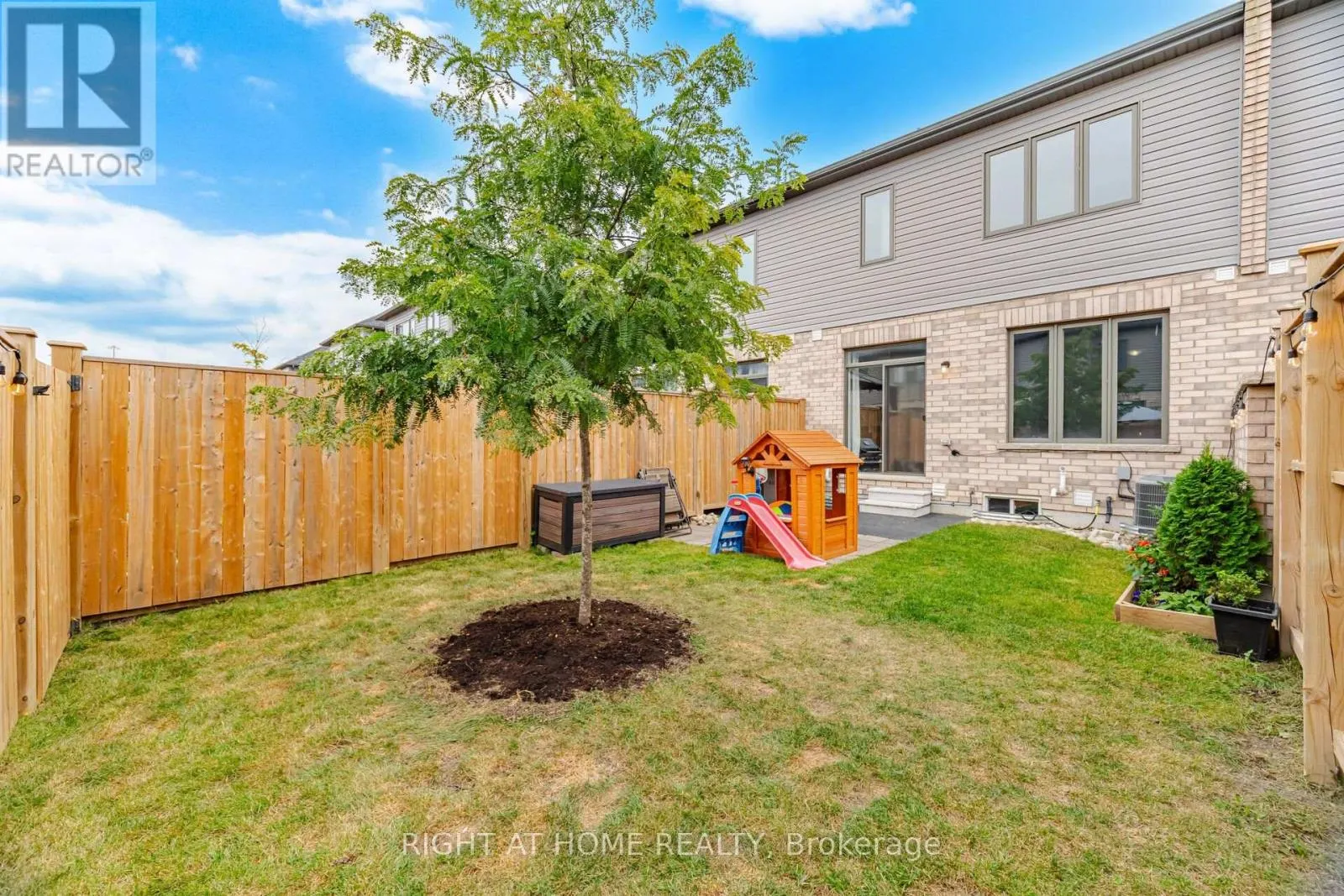 79 - 166 DEERPATH DRIVE