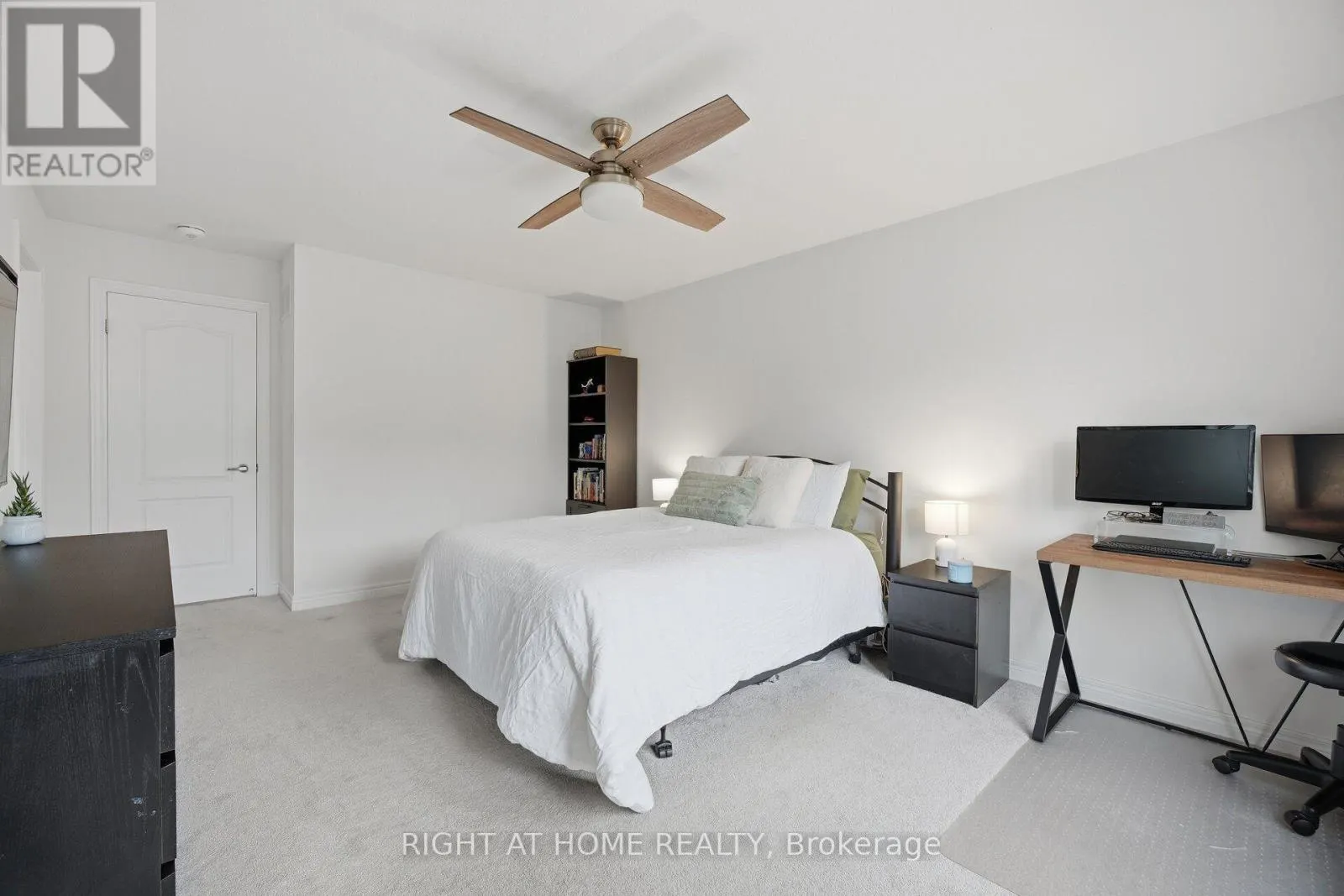 79 - 166 DEERPATH DRIVE