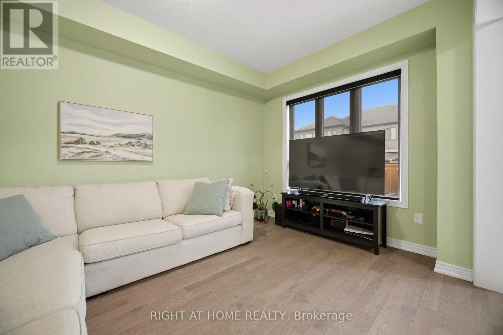 79 - 166 DEERPATH DRIVE