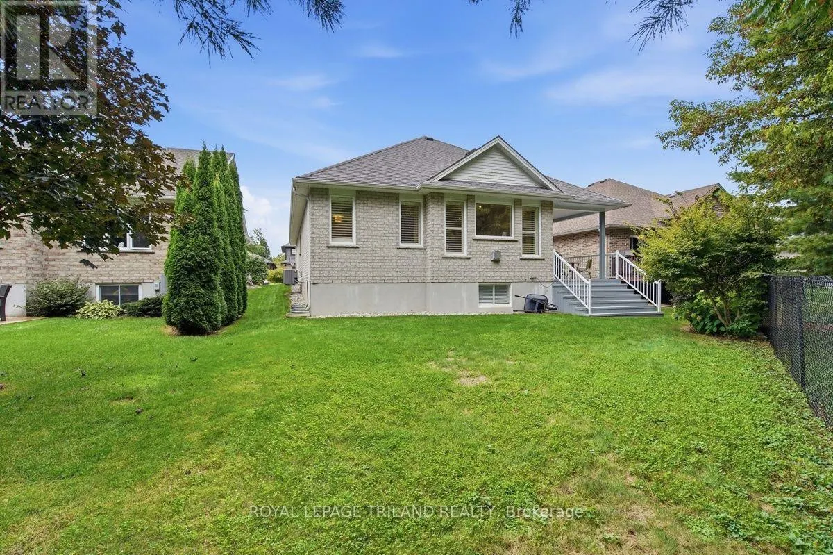 43 HICKORY LANE