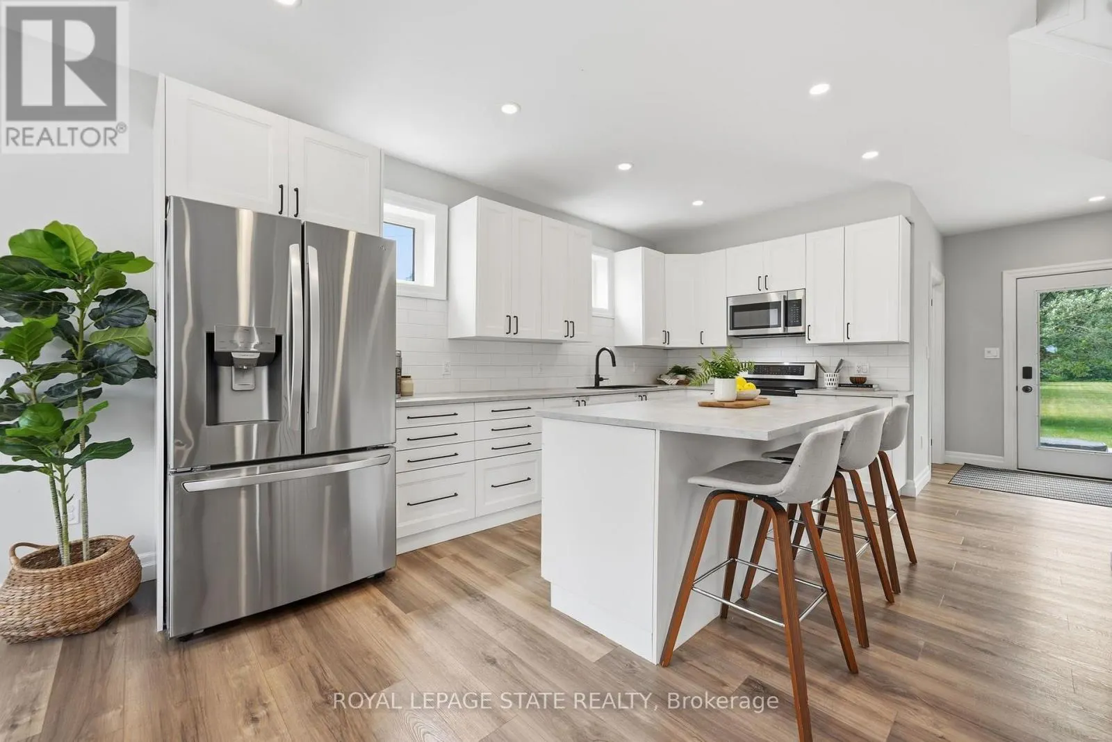 3144 HOMESTEAD DRIVE