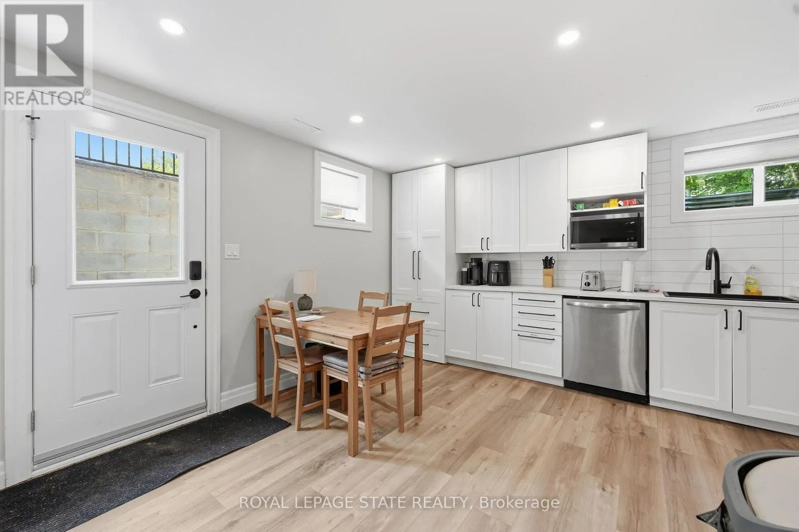 3144 HOMESTEAD DRIVE