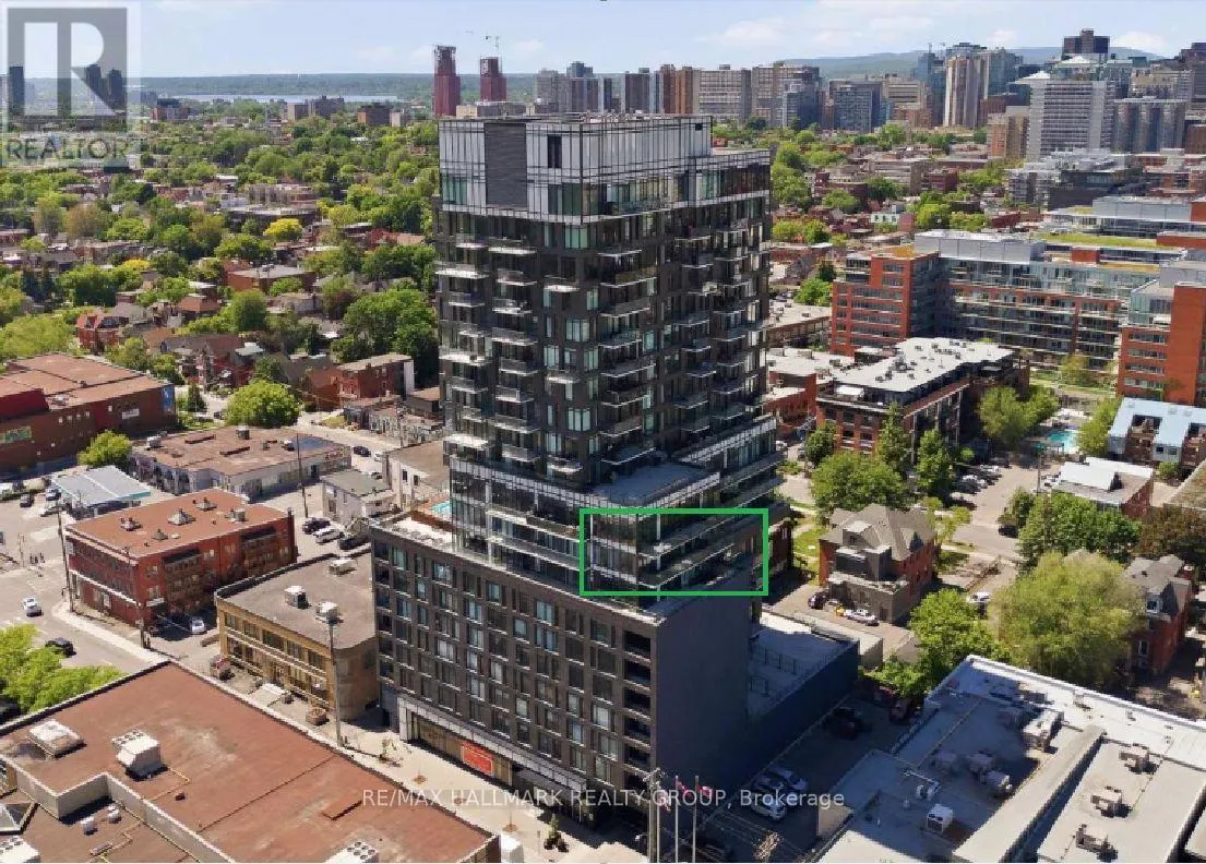 902 - 203 CATHERINE STREET
