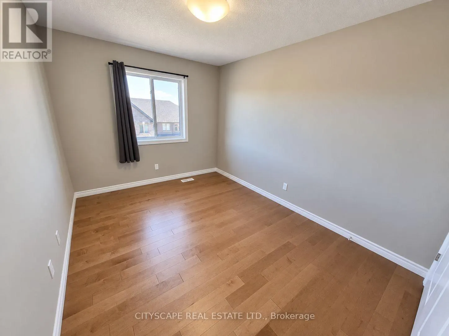 16 - 125 HOLLYBROOK TRAIL