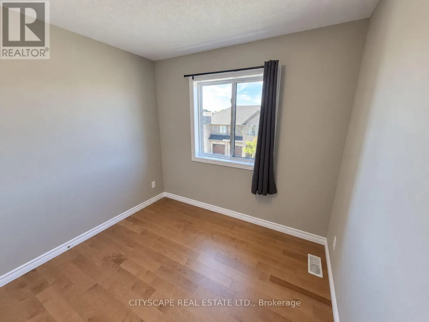 16 - 125 HOLLYBROOK TRAIL