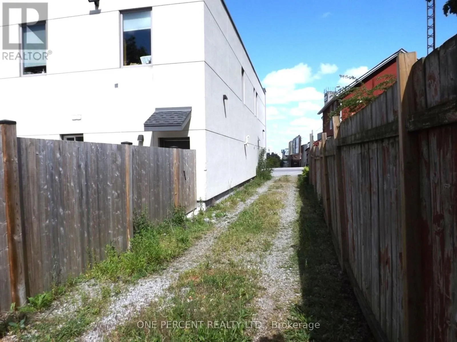 5815 MAIN STREET