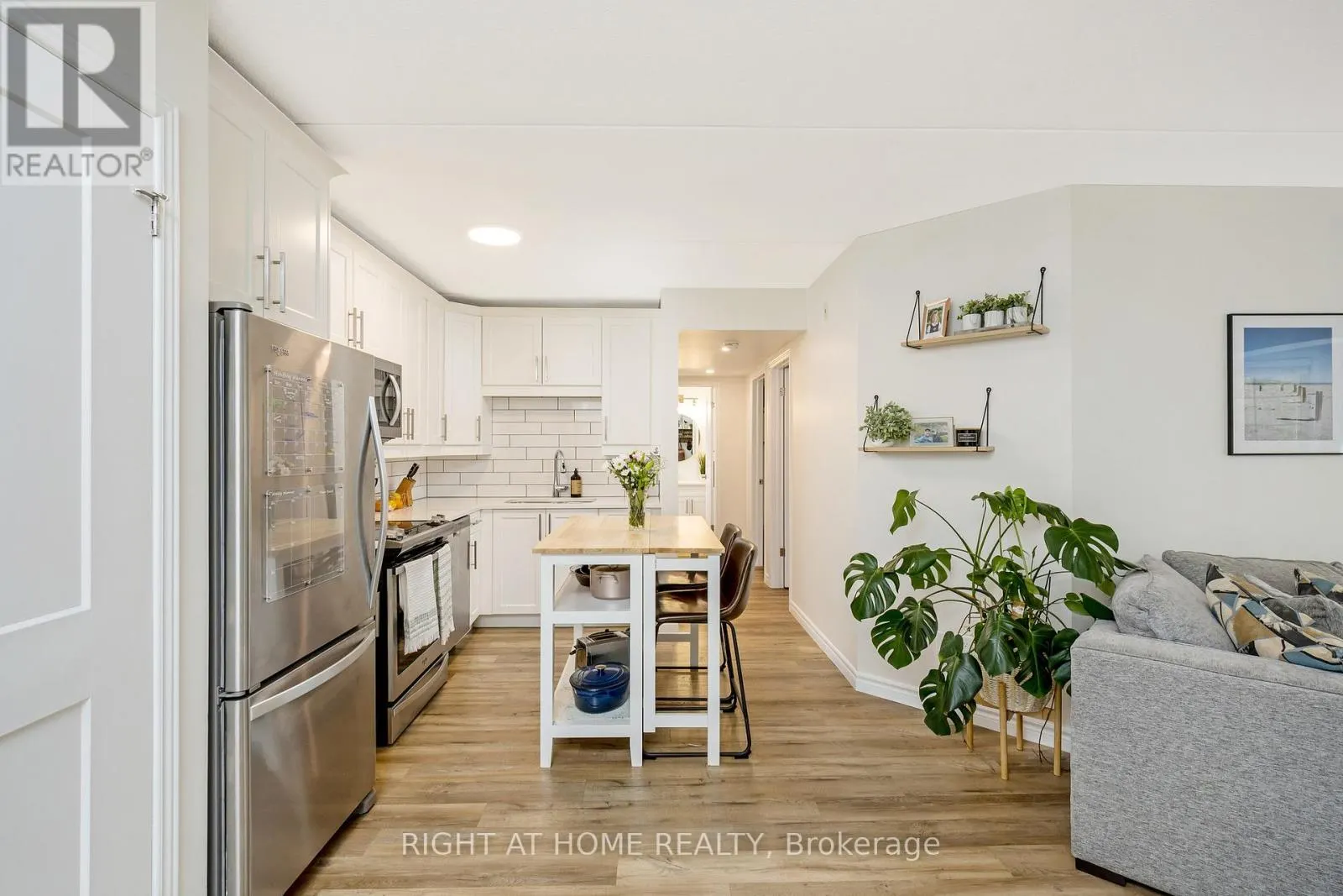 203 - 264 ALMA STREET