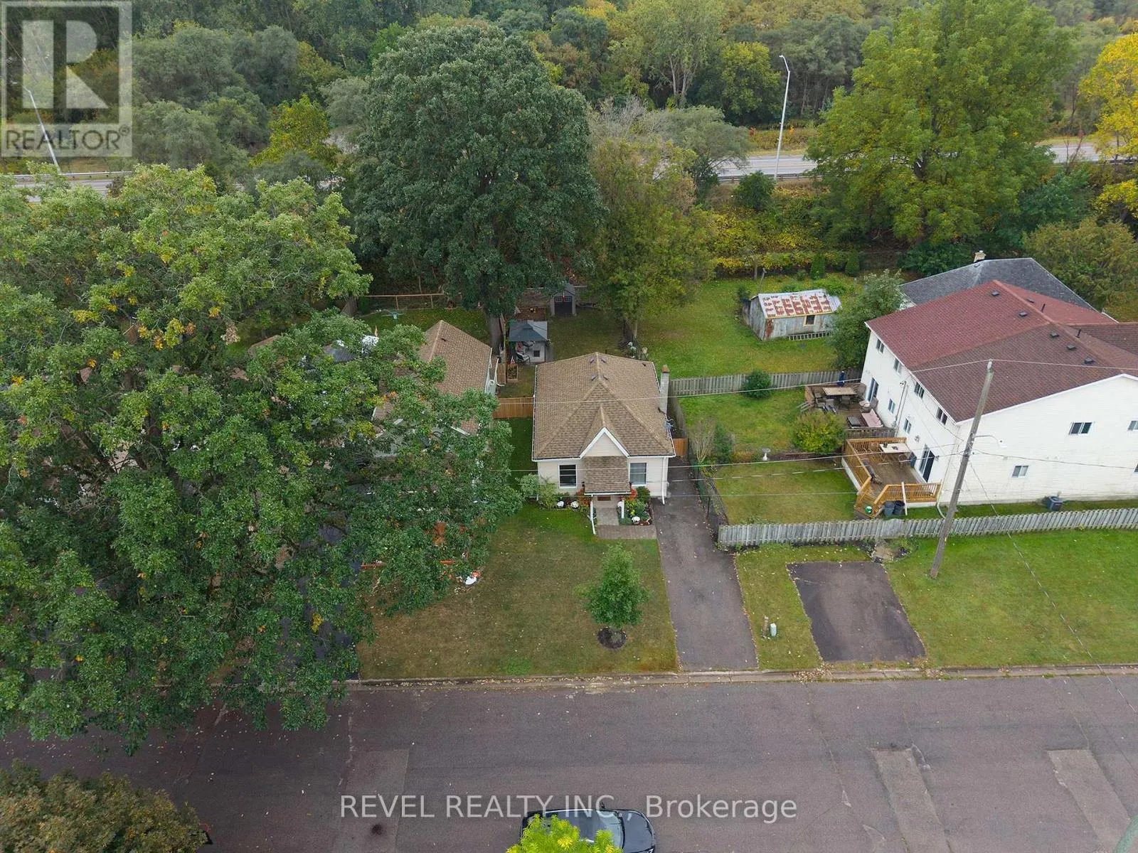 11 STIRTON AVENUE