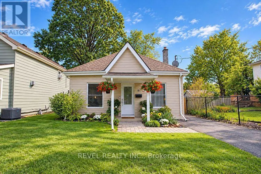 11 STIRTON AVENUE
