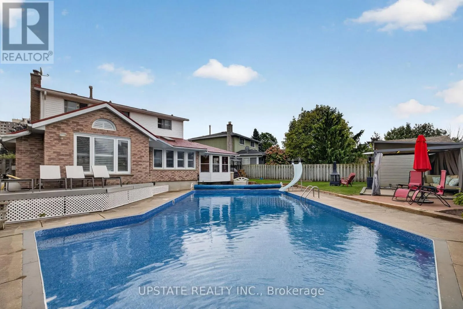 221 CEDARWOODS CRESCENT
