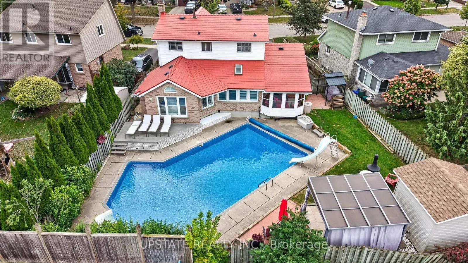 221 CEDARWOODS CRESCENT