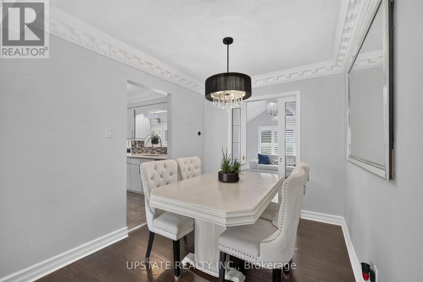221 CEDARWOODS CRESCENT