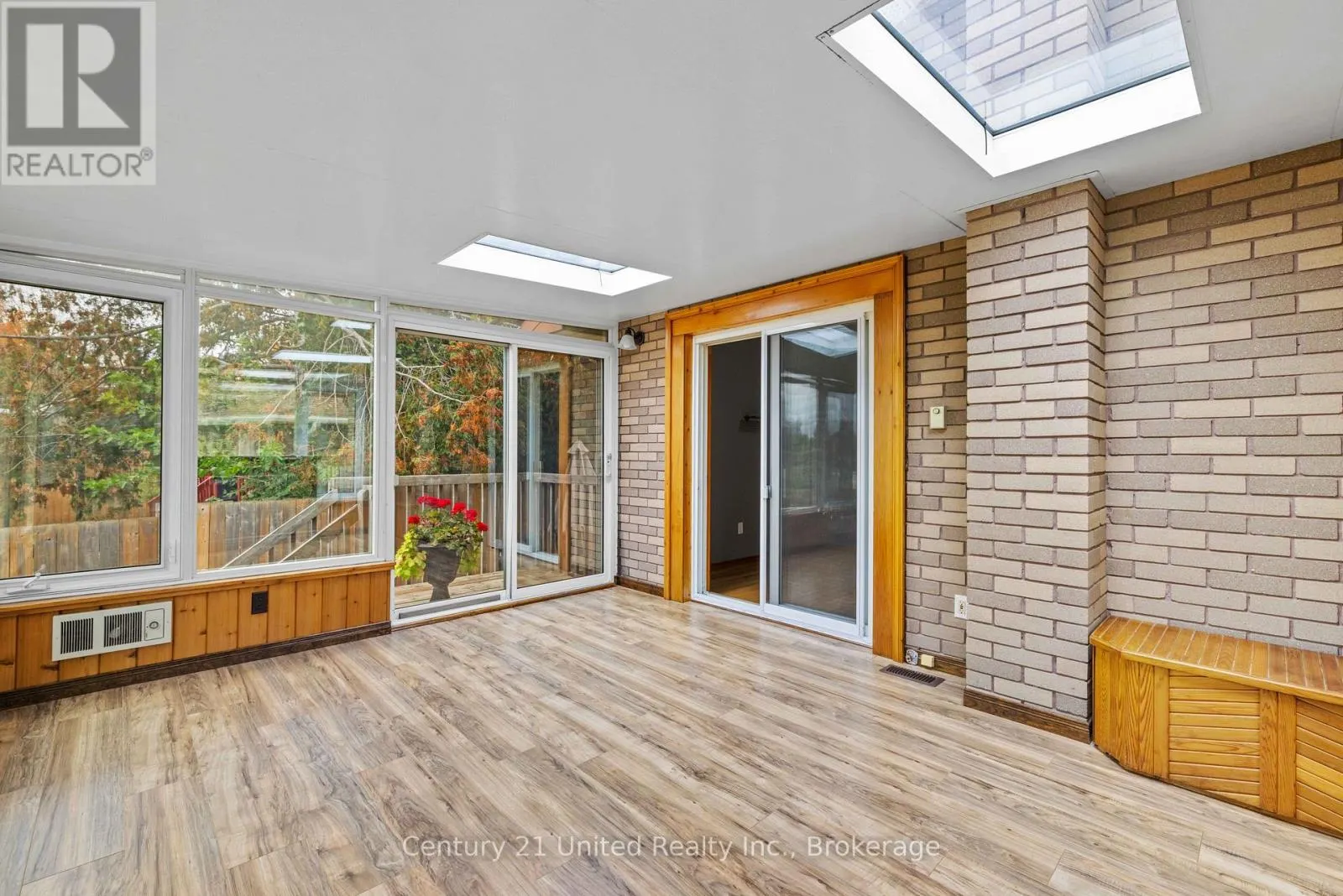 1175 EDMISON DRIVE