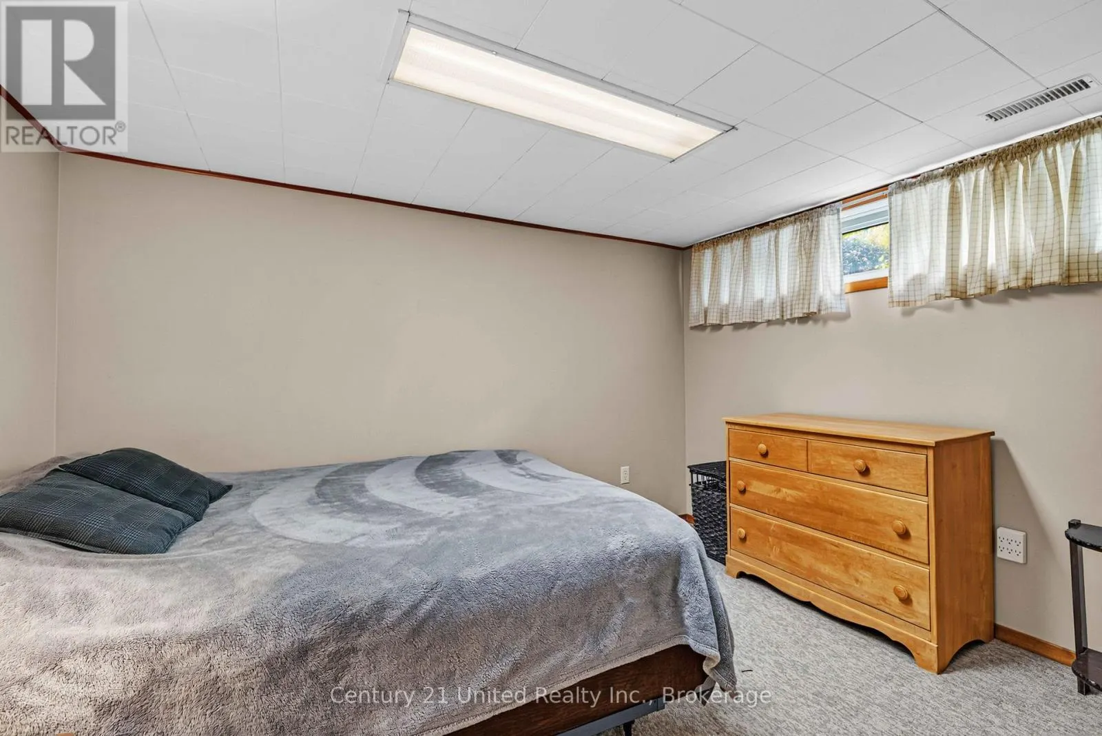 1175 EDMISON DRIVE