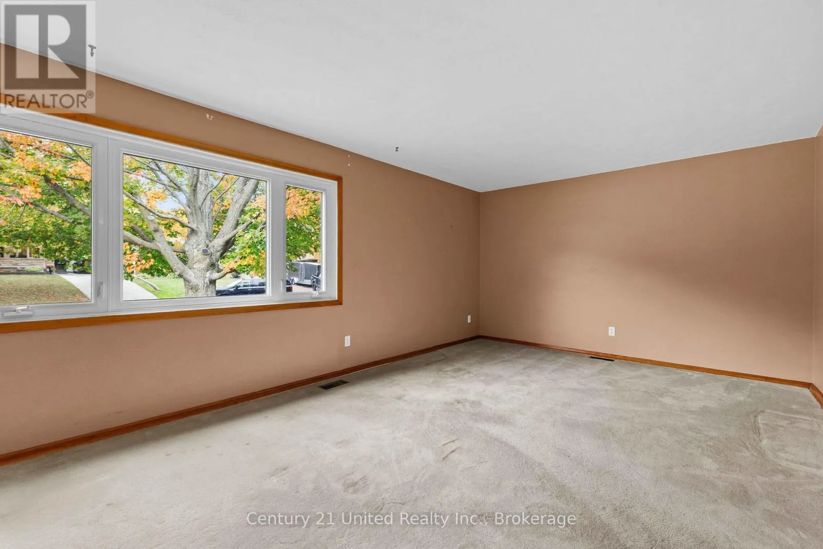 1175 EDMISON DRIVE