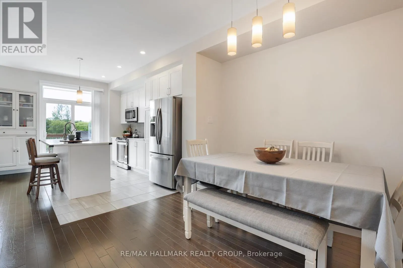545 ENCLAVE LANE