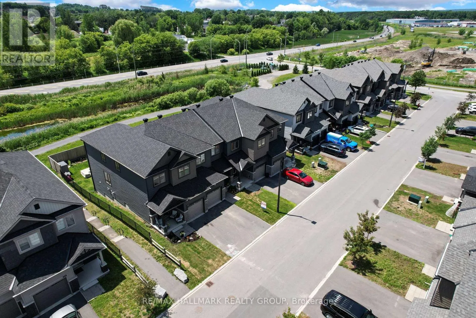 545 ENCLAVE LANE