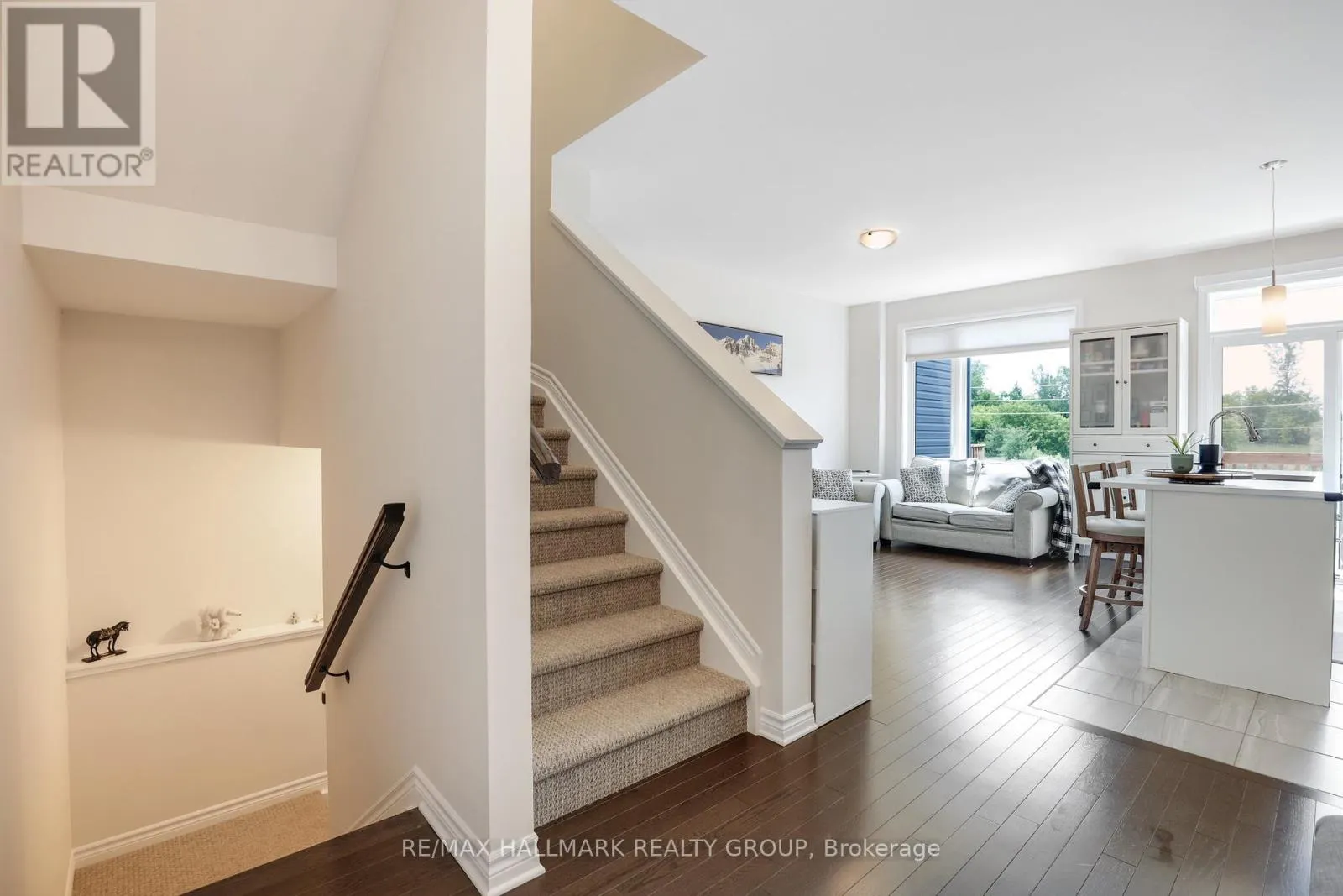 545 ENCLAVE LANE