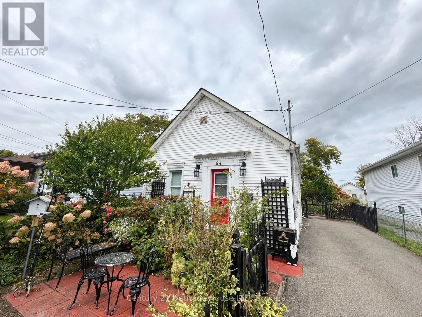 84 RYKERT STREET