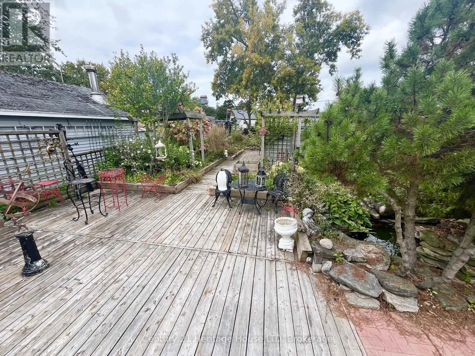 84 RYKERT STREET