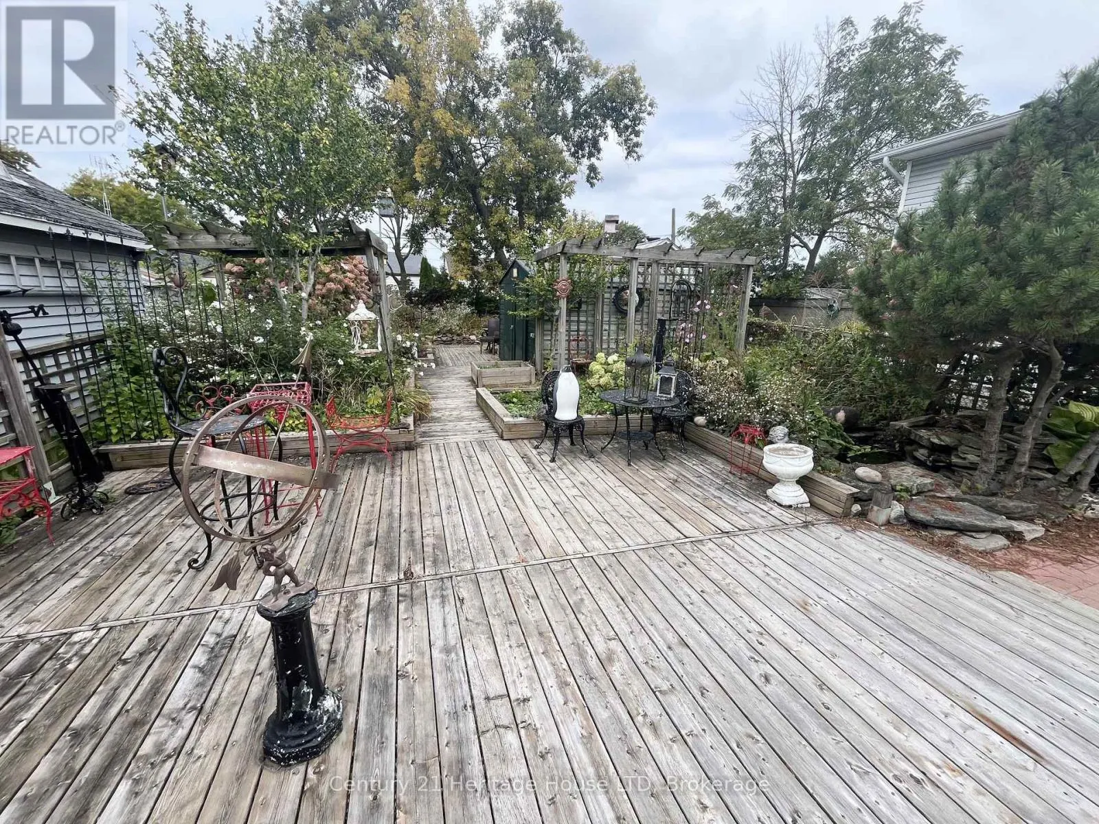 84 RYKERT STREET