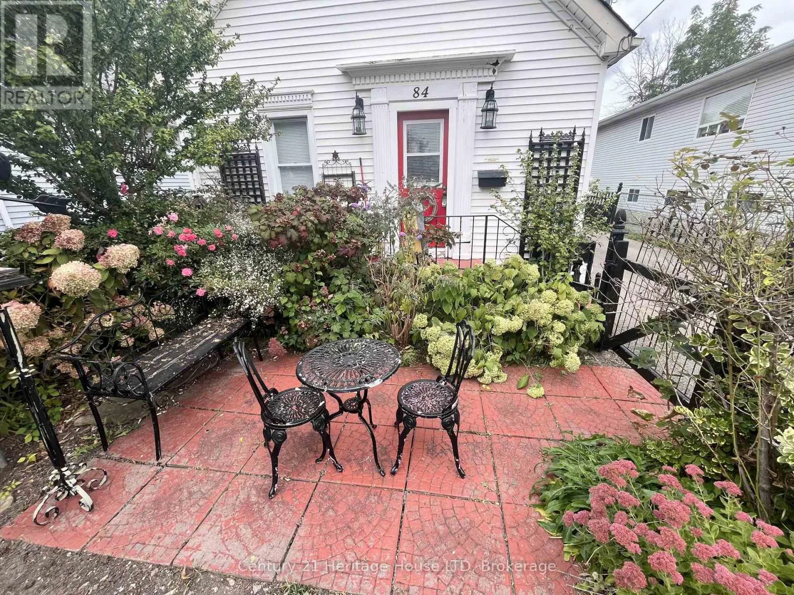 84 RYKERT STREET
