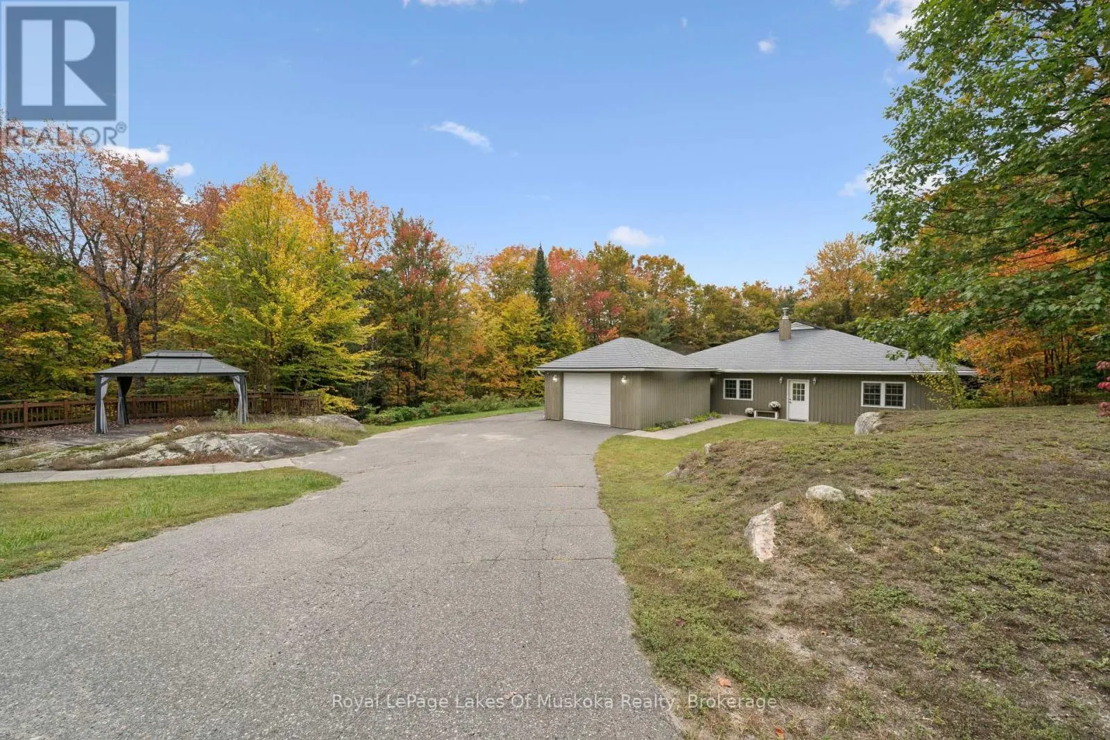 1181 LONE PINE DRIVE