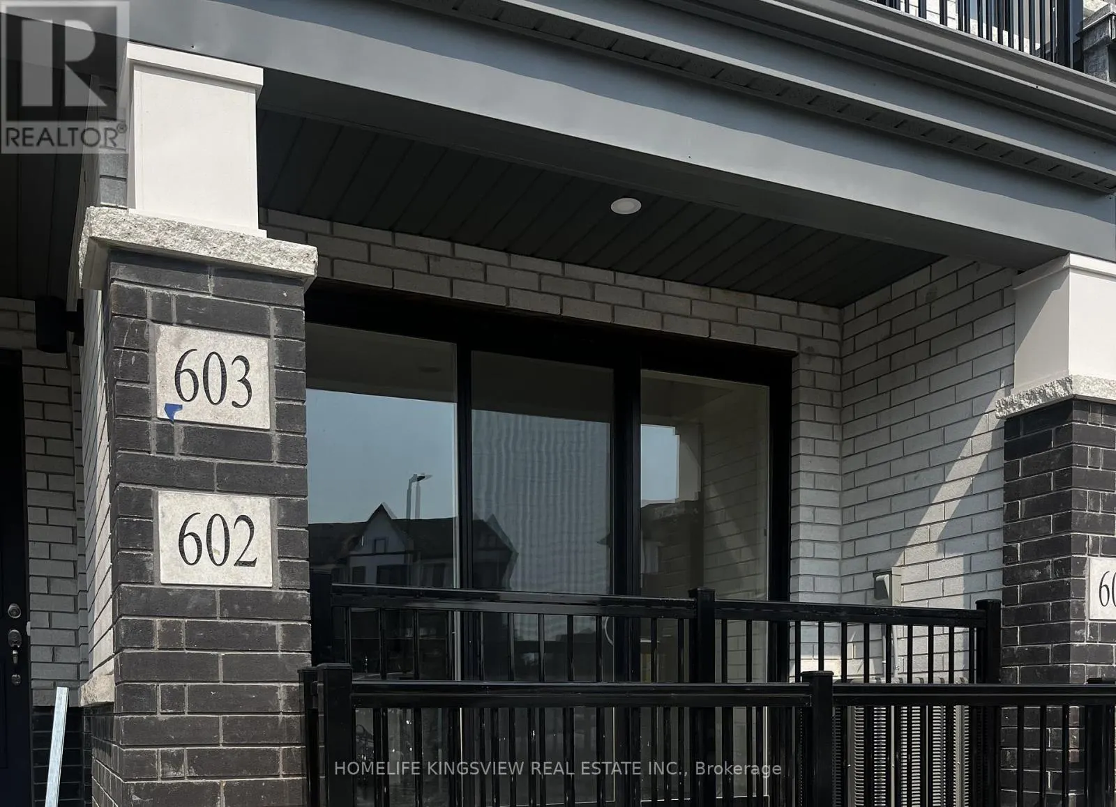 602 - 160 DENSMORE ROAD