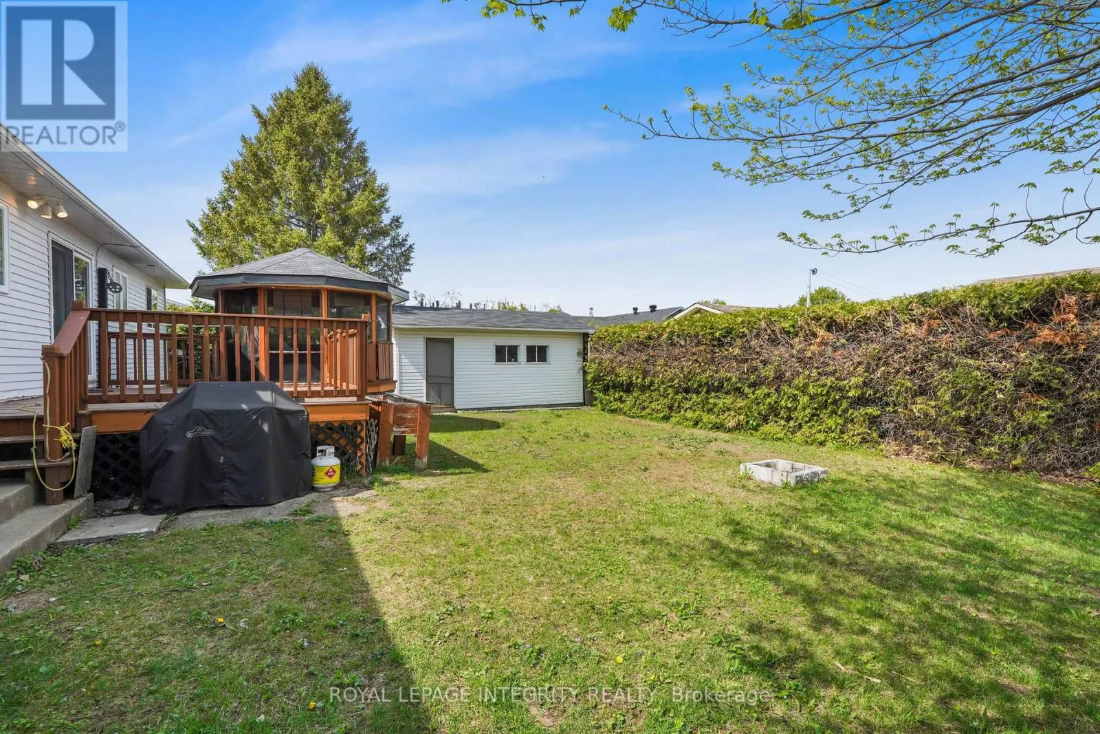 84 LALANDE CRESCENT