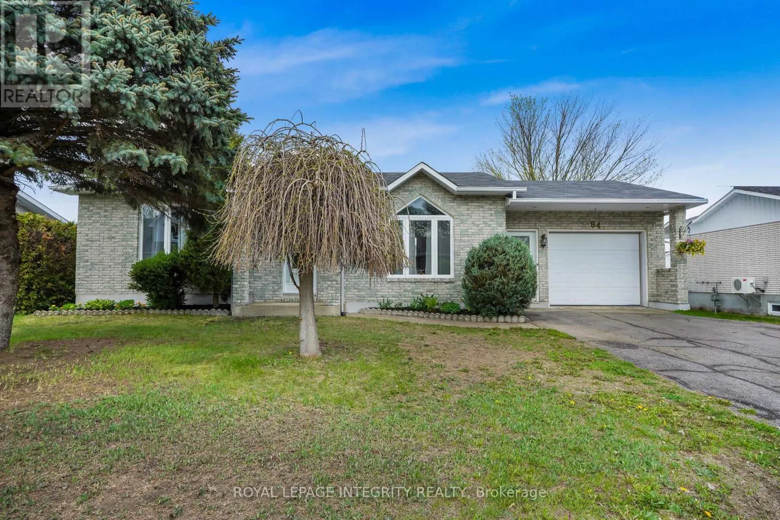 84 LALANDE CRESCENT