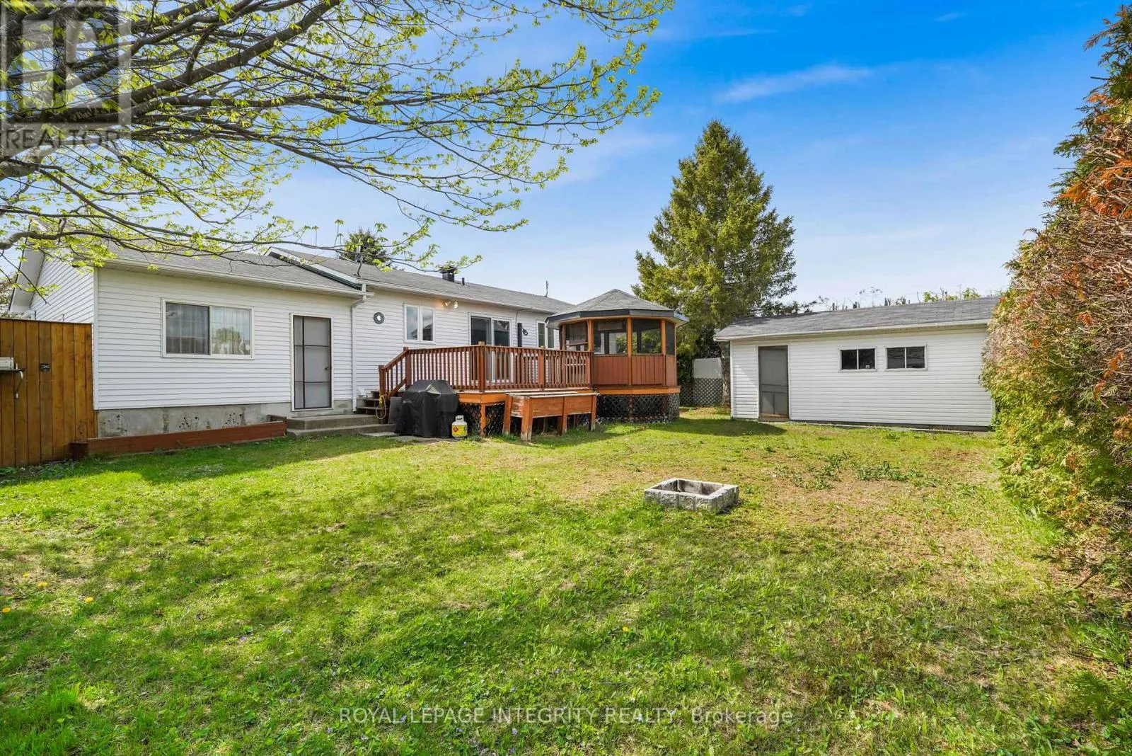 84 LALANDE CRESCENT
