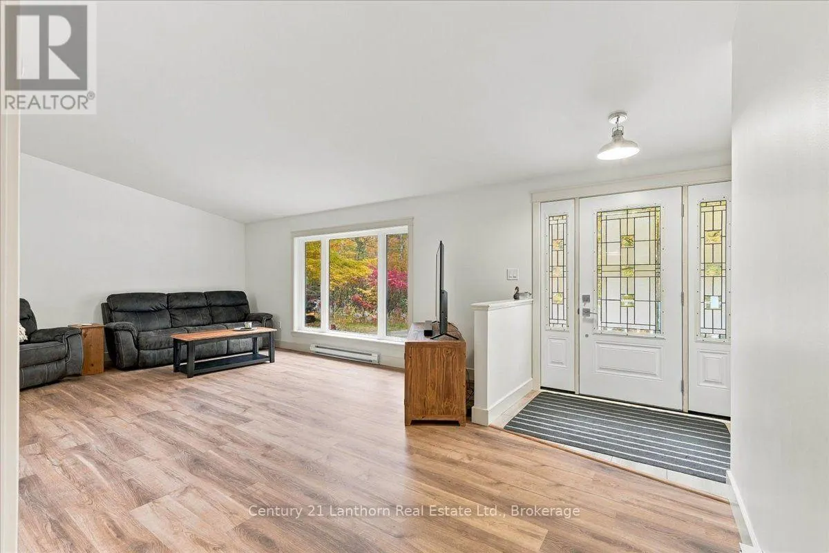 47 REYNOLDS ROAD