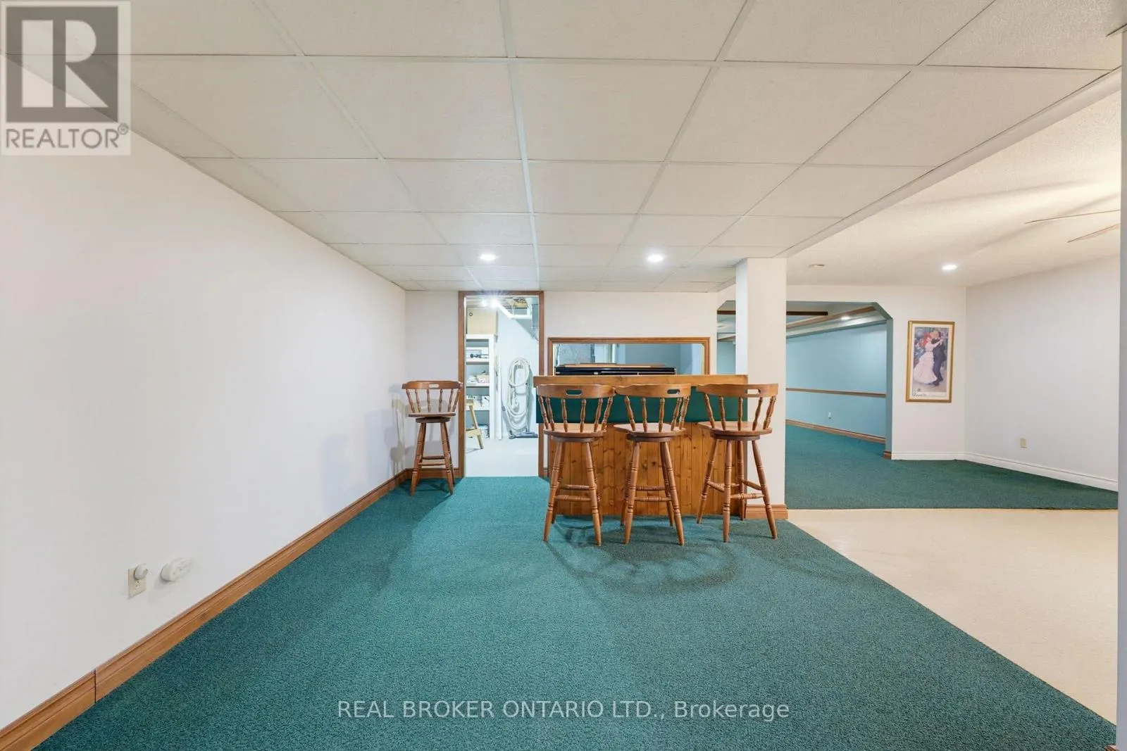 7877 CANBOROUGH ROAD