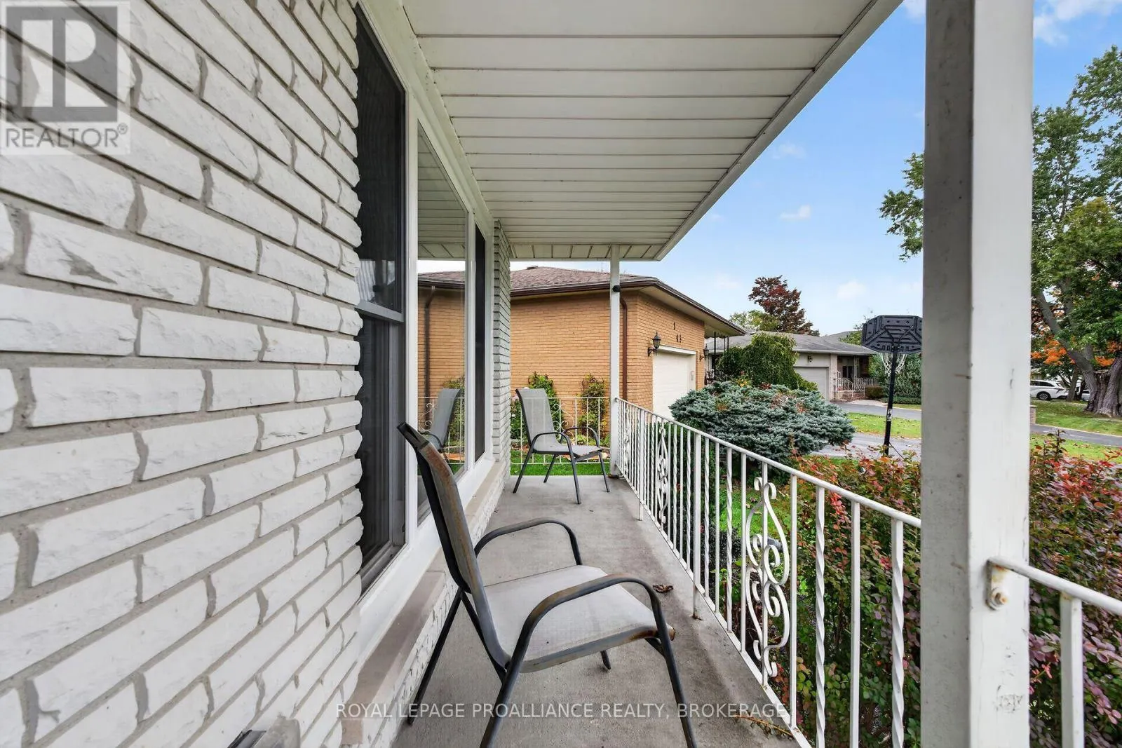 383 BERNICE DRIVE