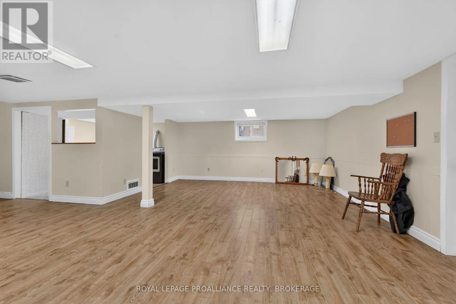 383 BERNICE DRIVE