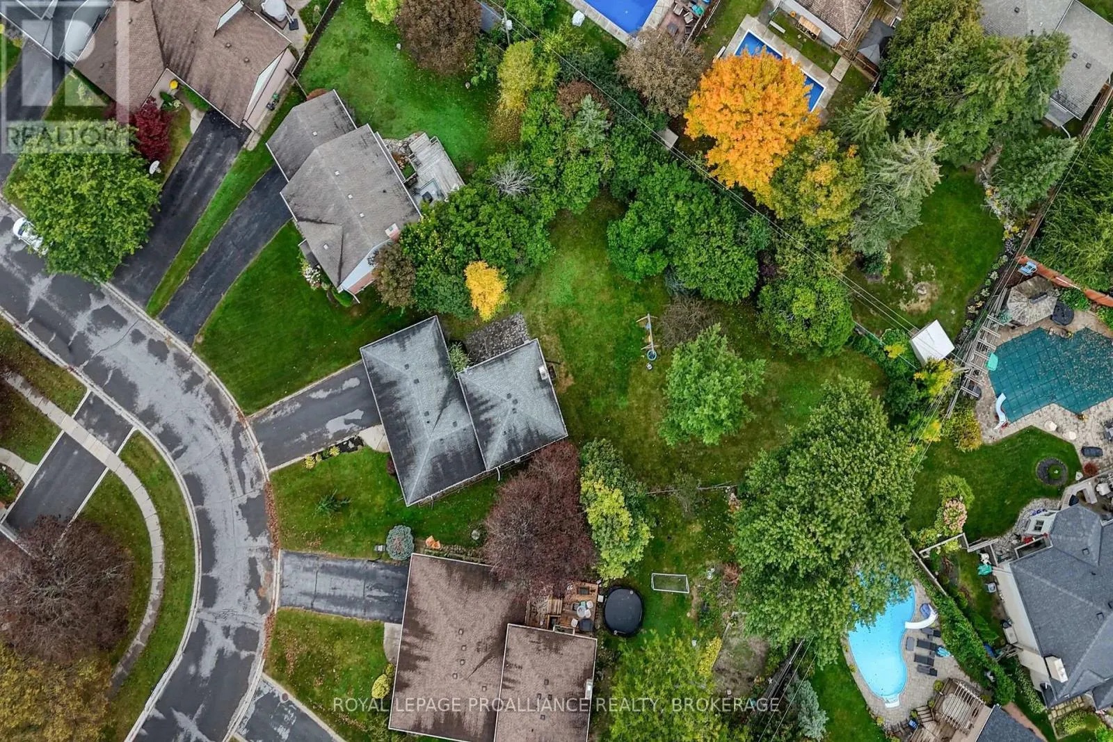 383 BERNICE DRIVE