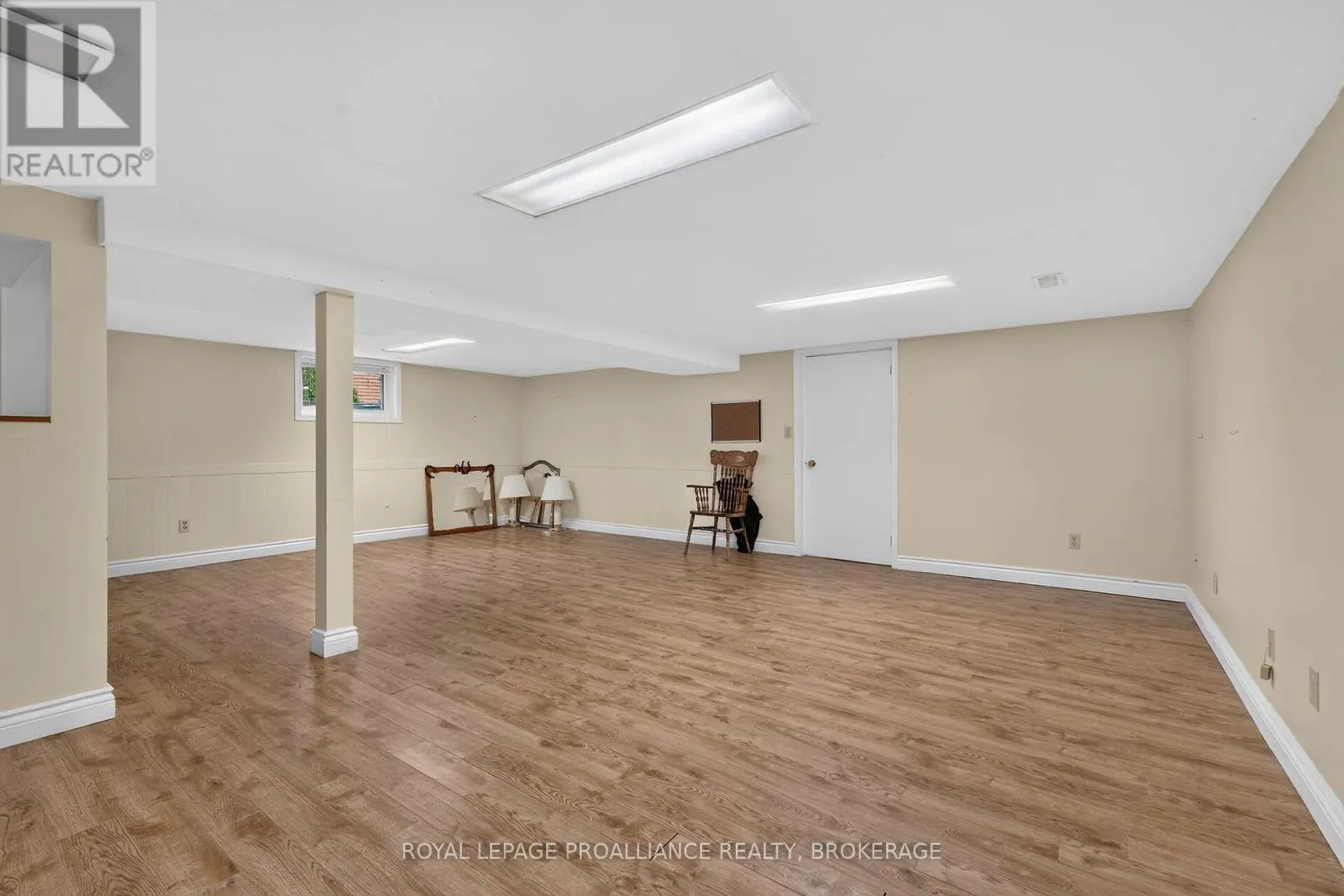383 BERNICE DRIVE