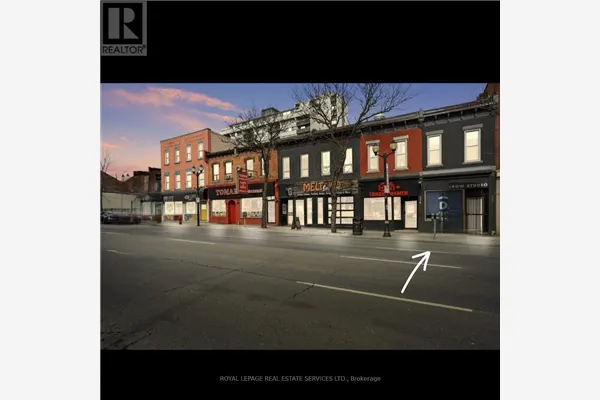 232 KING STREET W
