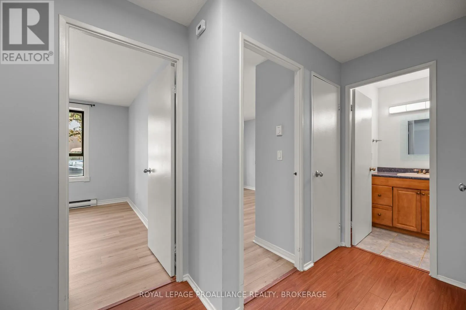 112 - 17 ELDON HALL PLACE #112