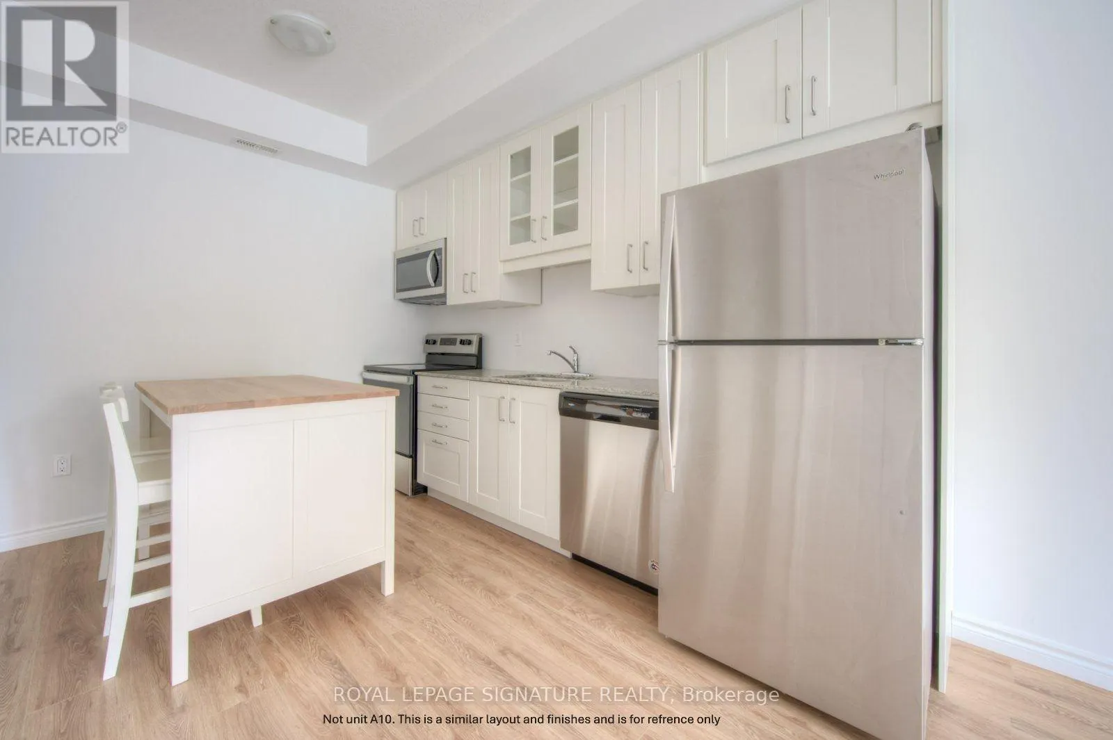 B5 - 374 PROSPECT AVENUE