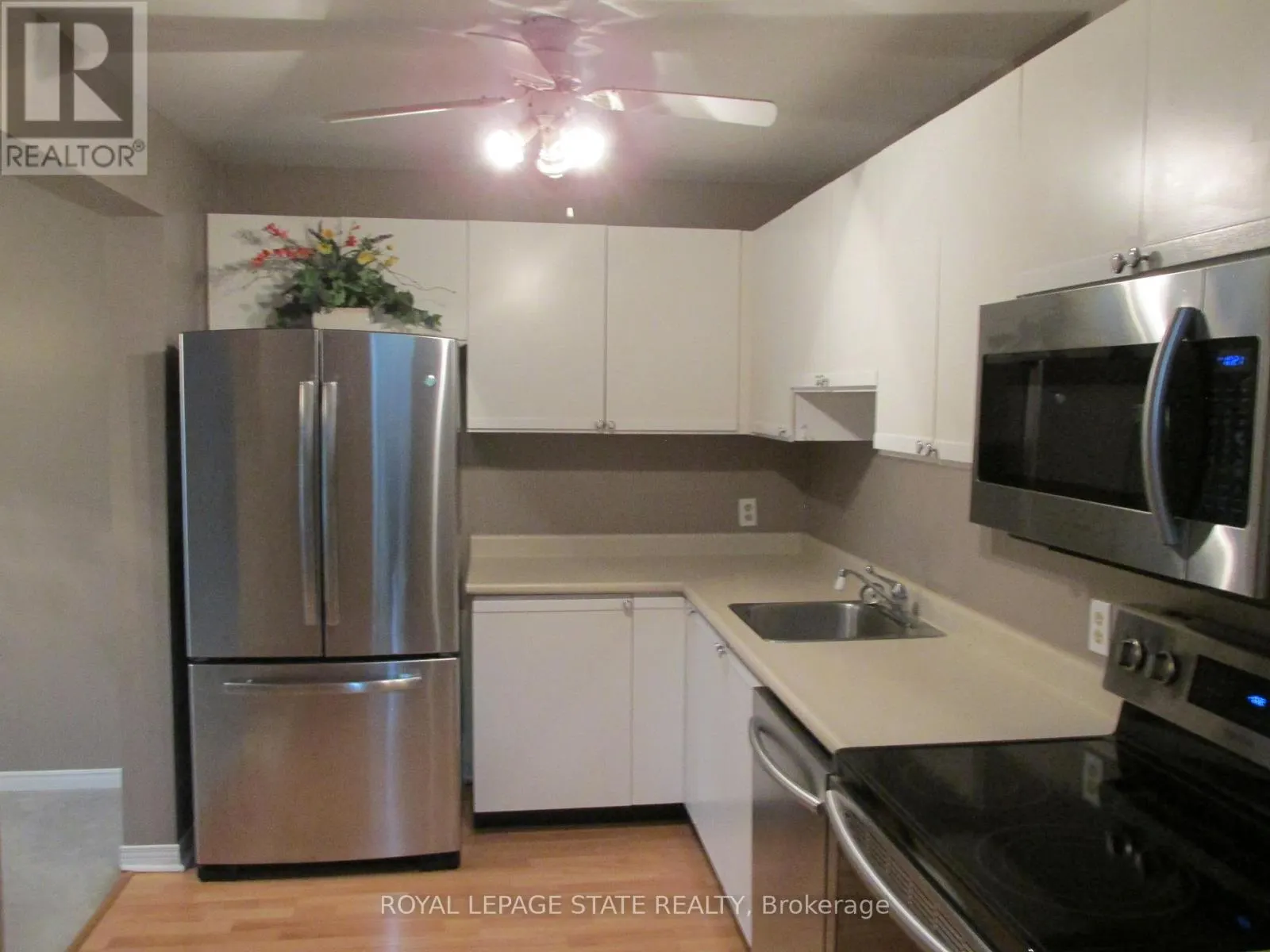 203 - 5 NIAGARA STREET