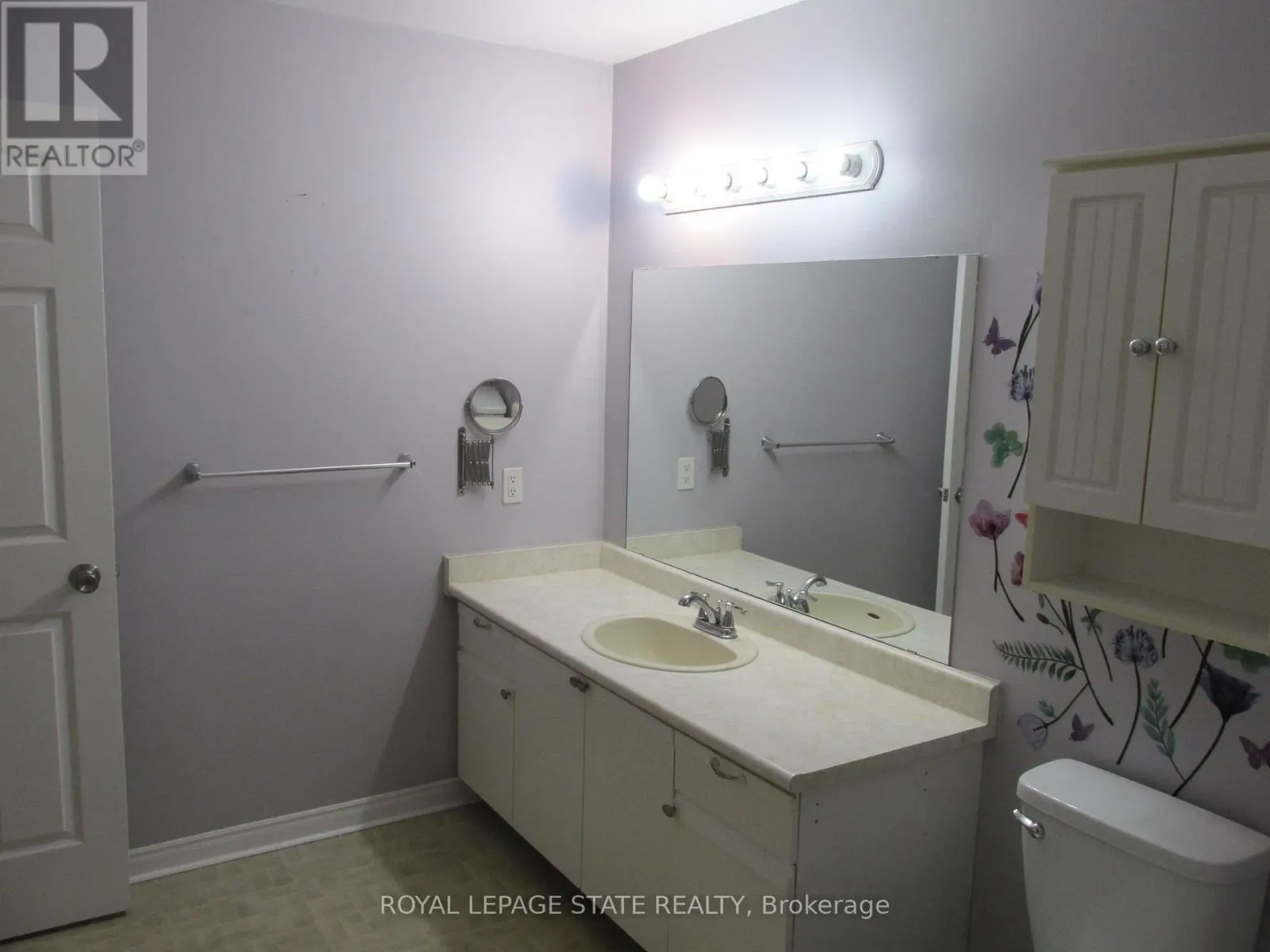 203 - 5 NIAGARA STREET
