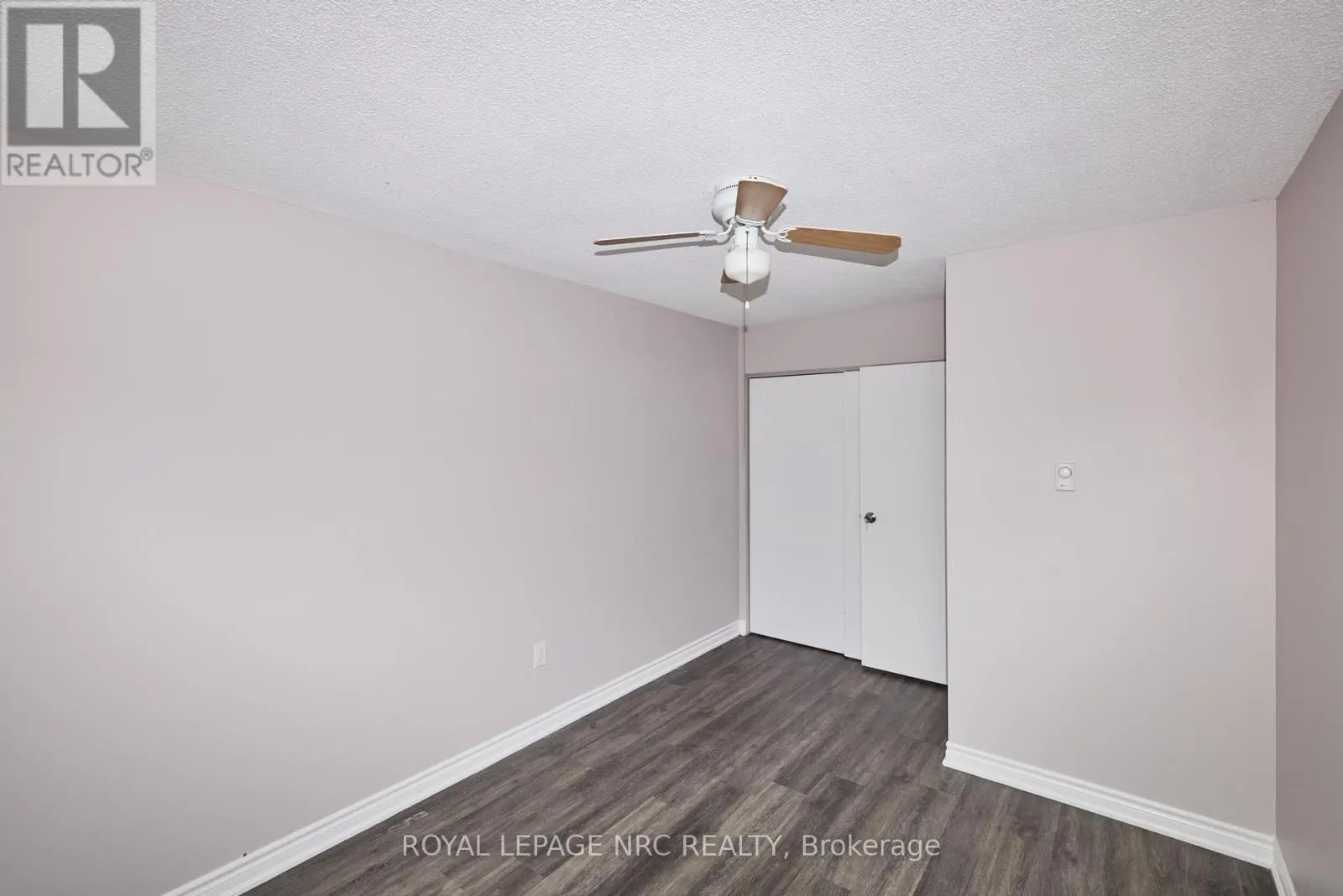 11 - 4839 DRUMMOND ROAD #11